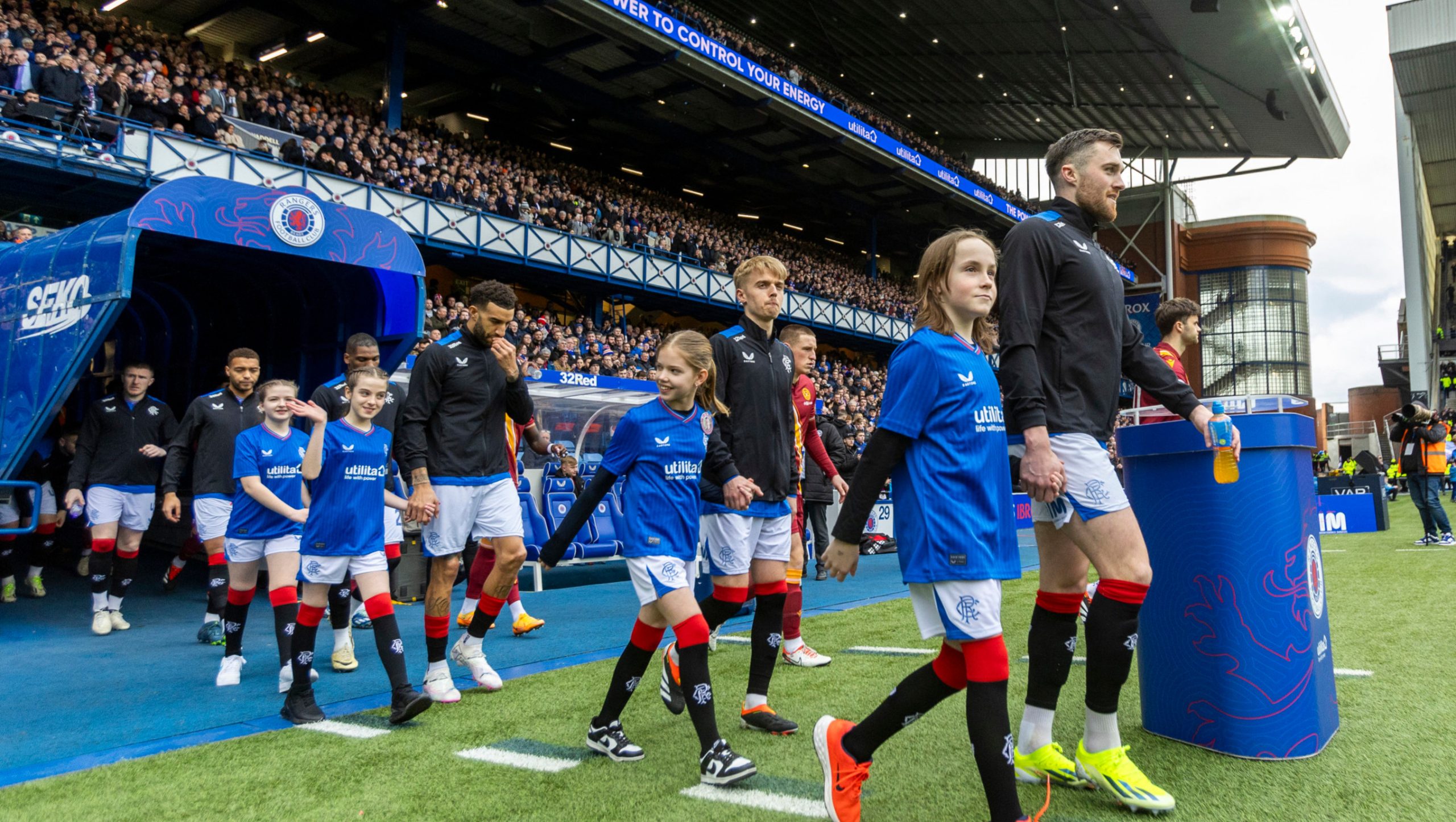 Children of fallen heroes lead teams out at Ibrox